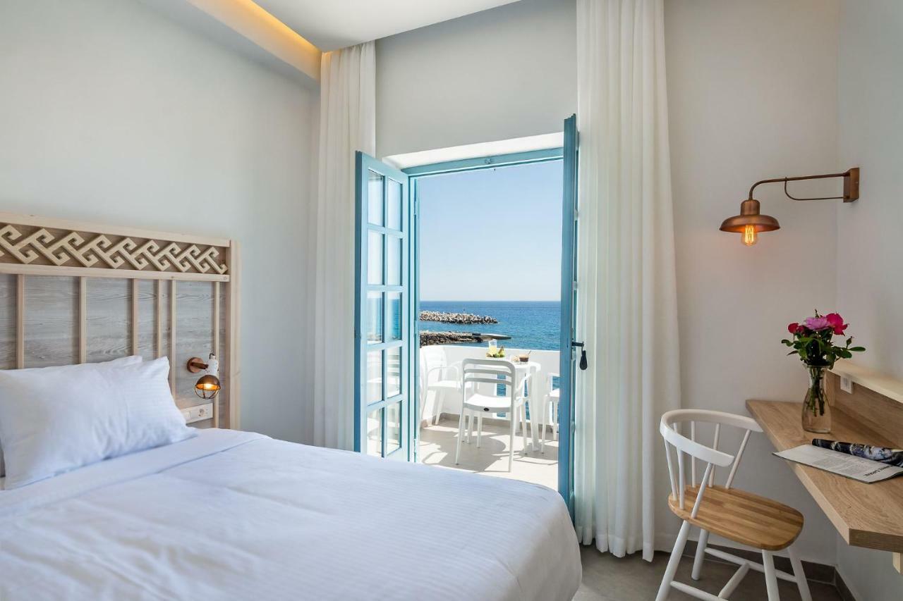 Livikon By The Sea Aparthotel Khora Sfakion Bagian luar foto