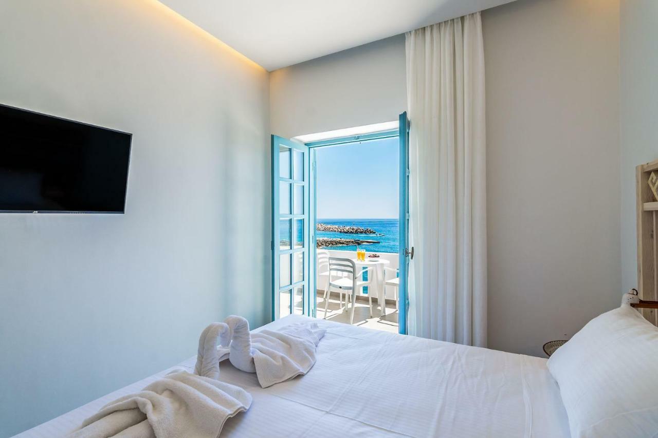 Livikon By The Sea Aparthotel Khora Sfakion Bagian luar foto